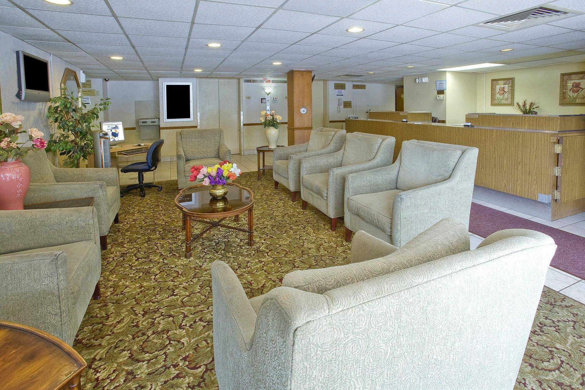 Broadview Inn Suites Galesburg Interior photo